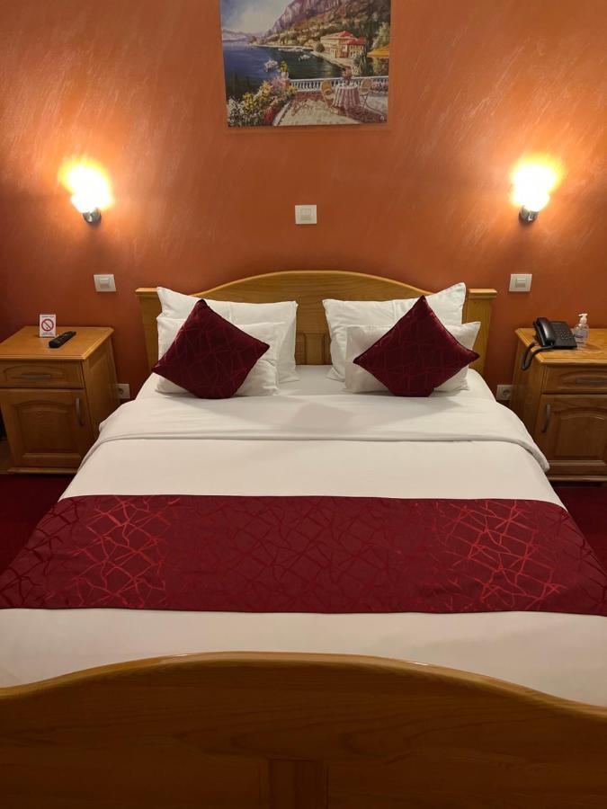 Saint Paul Accommodation Kraljevo Exterior photo