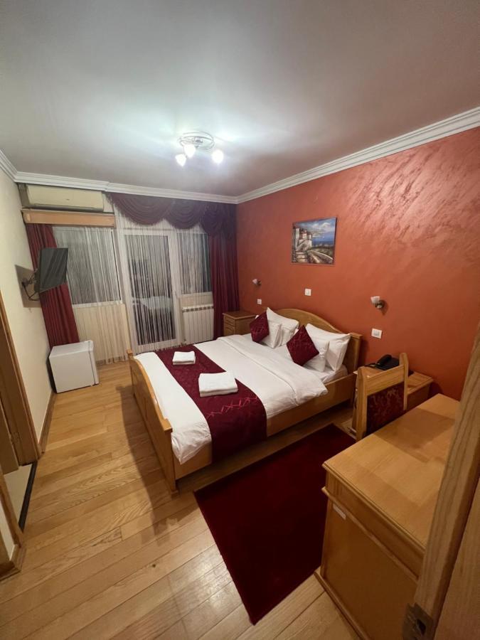 Saint Paul Accommodation Kraljevo Exterior photo