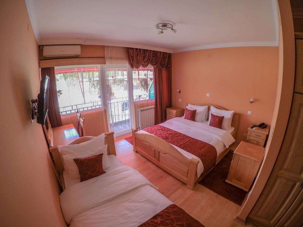 Saint Paul Accommodation Kraljevo Exterior photo